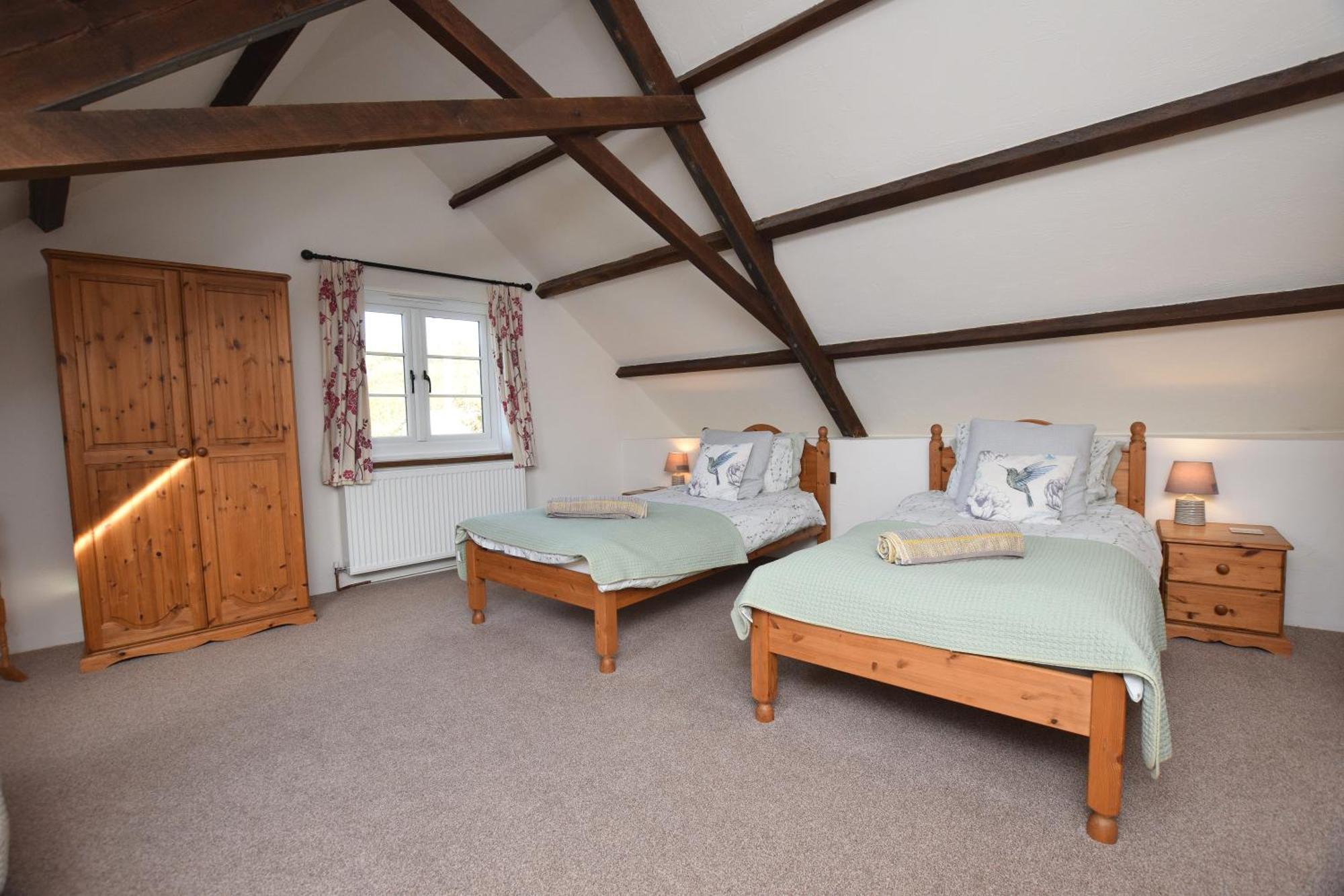 Award Winning Lower Whitsleigh Farm Cottage Roborough Bagian luar foto