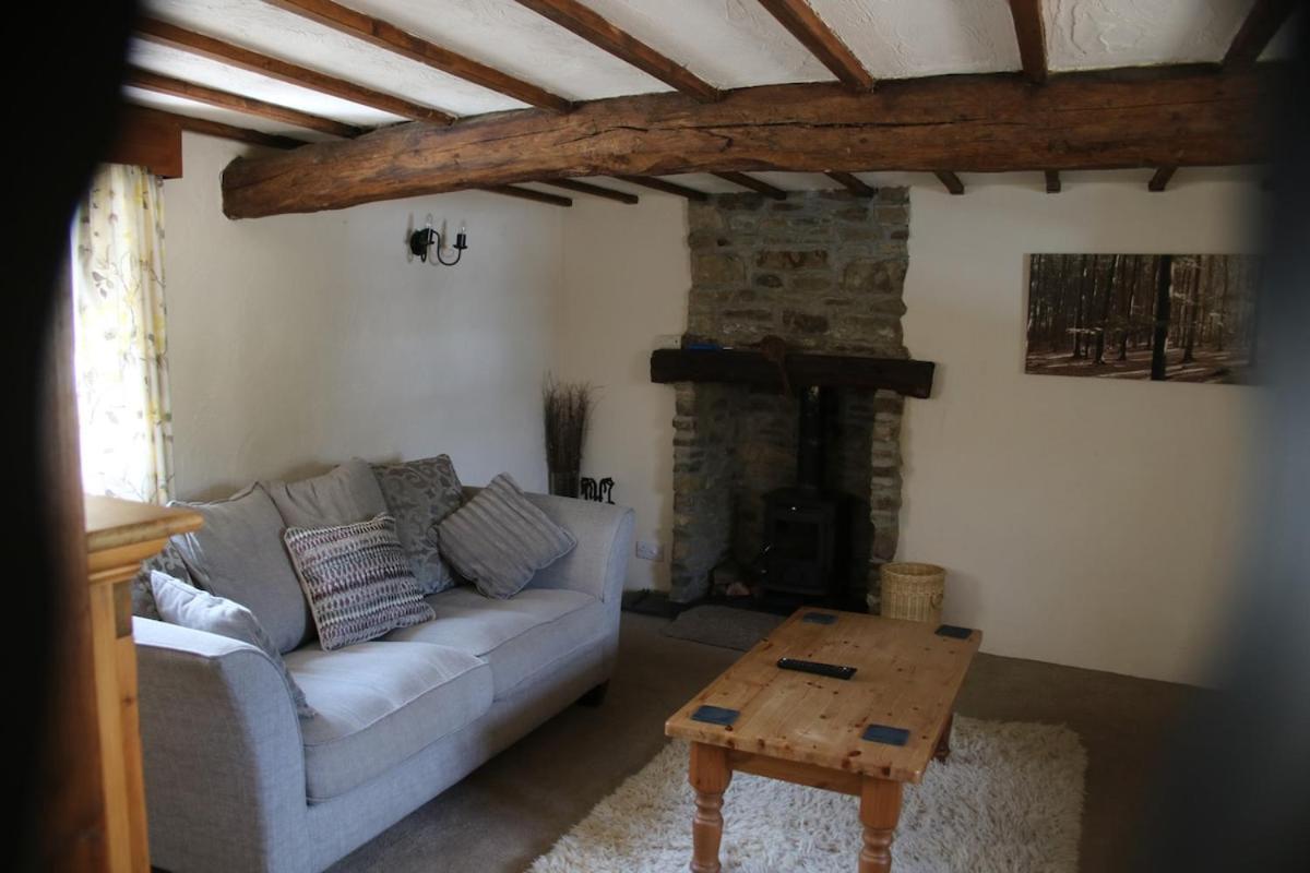 Award Winning Lower Whitsleigh Farm Cottage Roborough Bagian luar foto