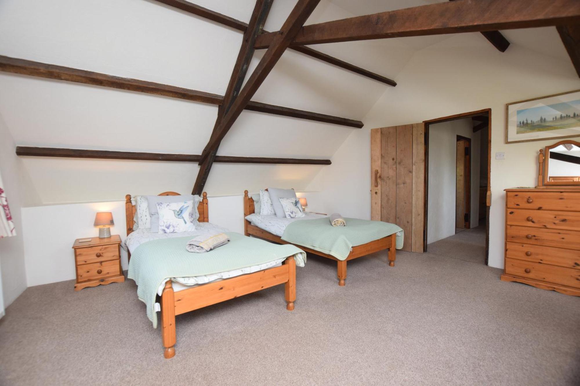 Award Winning Lower Whitsleigh Farm Cottage Roborough Bagian luar foto